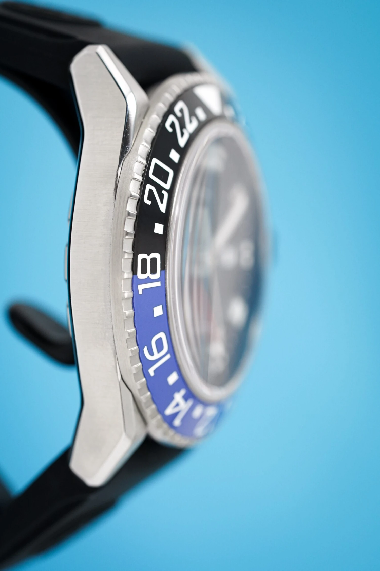 Armand Nicolet JS9-41 GMT Black 41MM Stainless Steel 20 Armand Nicolet JS9-41 GMT Black 41MM Stainless Steel - Image 18