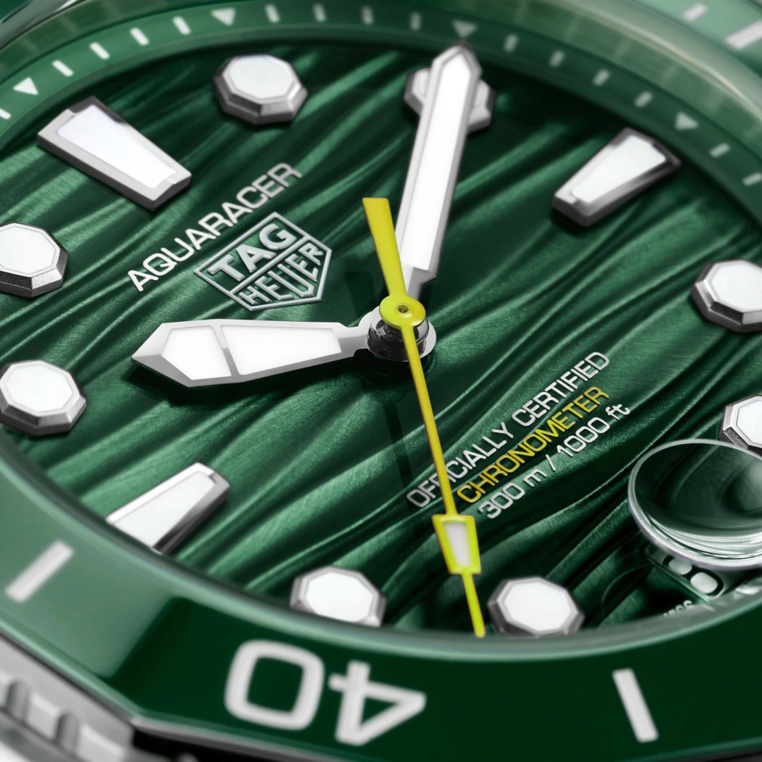 Tag Heuer Aquaracer Professional 300 Men's Green Watch WBP5116.BA0013 4 Tag Heuer Aquaracer Professional 300 Men's Green Watch WBP5116.BA0013 - Image 2