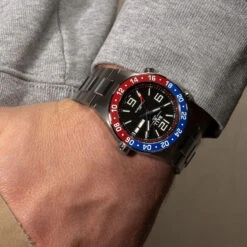 Ball Roadmaster Marine GMT Men's Black Watch DG3030B-S4C-BK -Clock More Than Watches automatic watch ball roadmaster marine gmt men s black watch dg3030b s4c bk 8