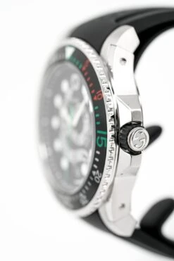 Gucci Watch Dive Men's 45mm Snake Silver YA136217 -Clock More Than Watches gucci dive watch silver snake ya136217 272921