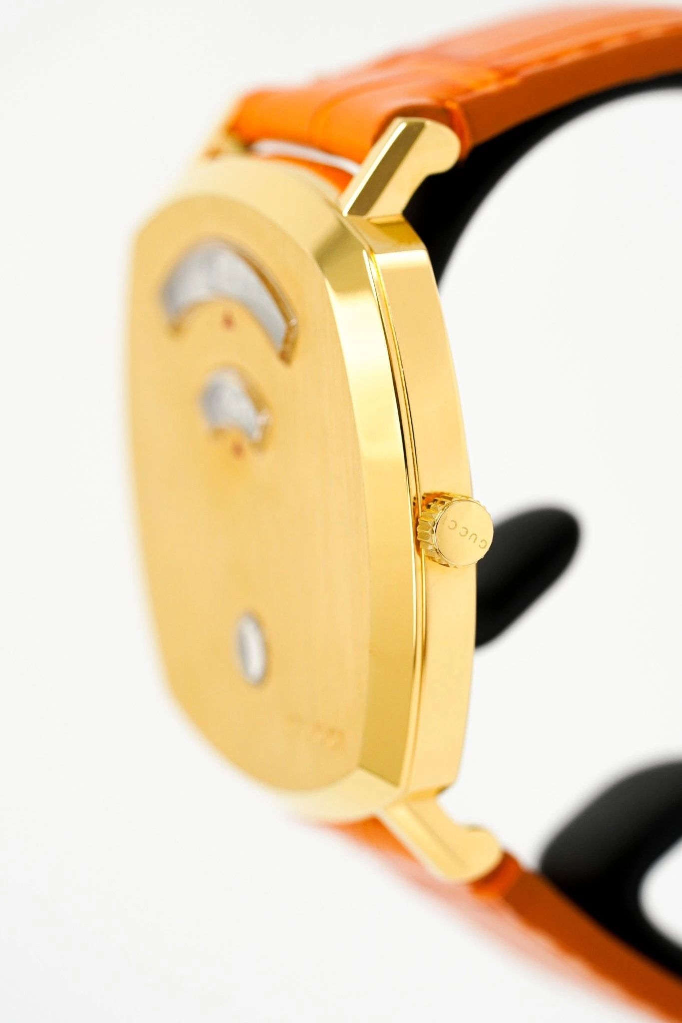 Gucci Watch Grip 38mm Gold PVD Orange Alligator YGA15040 6 Gucci Watch Grip 38mm Gold PVD Orange Alligator YGA15040 - Image 4
