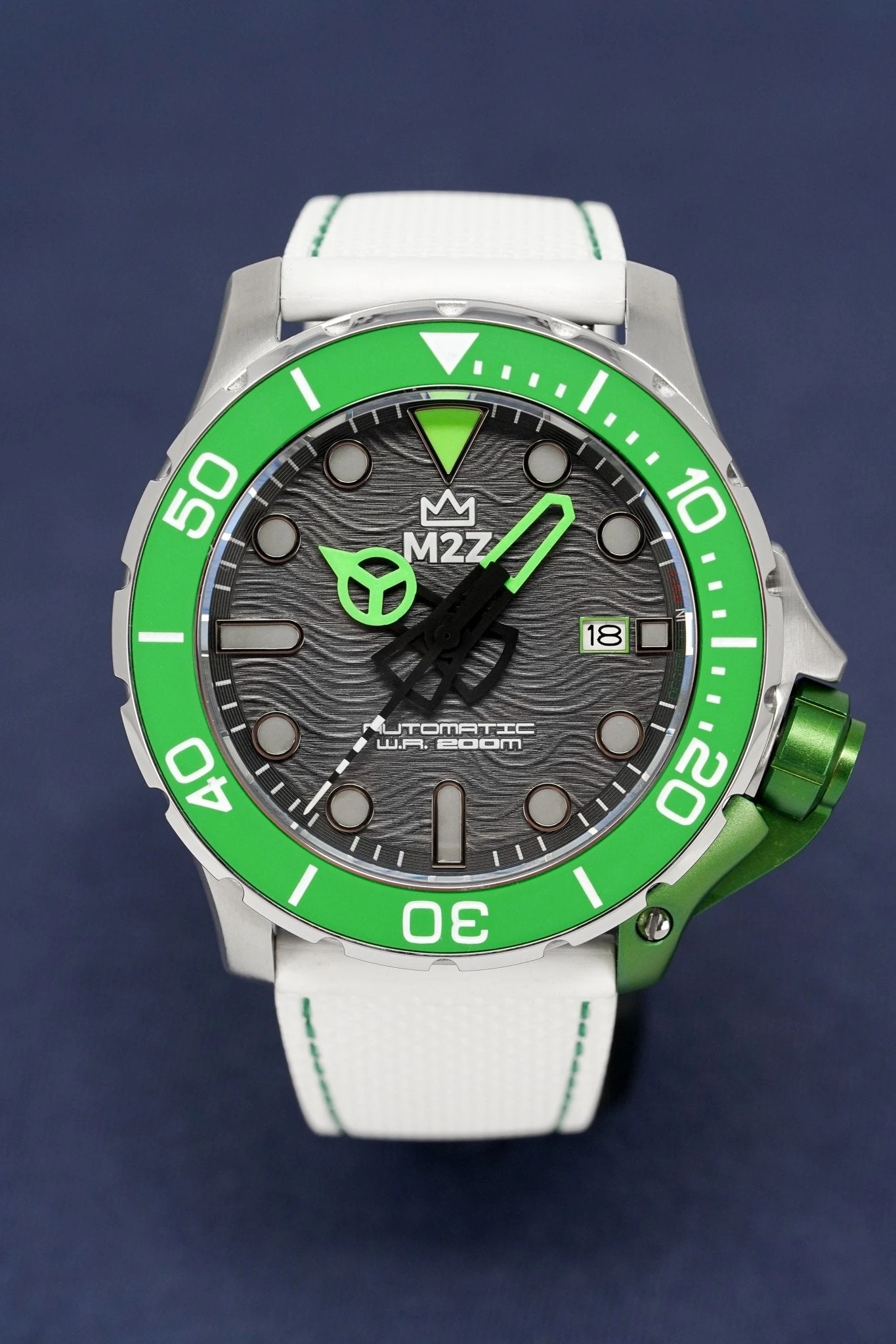 M2Z Men's Watch Diver 200 Green 200-001 10 M2Z Men's Watch Diver 200 Green 200-001 - Image 8