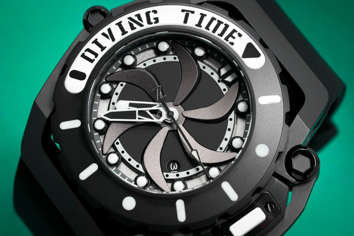 Mazzucato Automatic Reversible Watch Scuba Black 5 Mazzucato Automatic Reversible Watch Scuba Black - Image 3