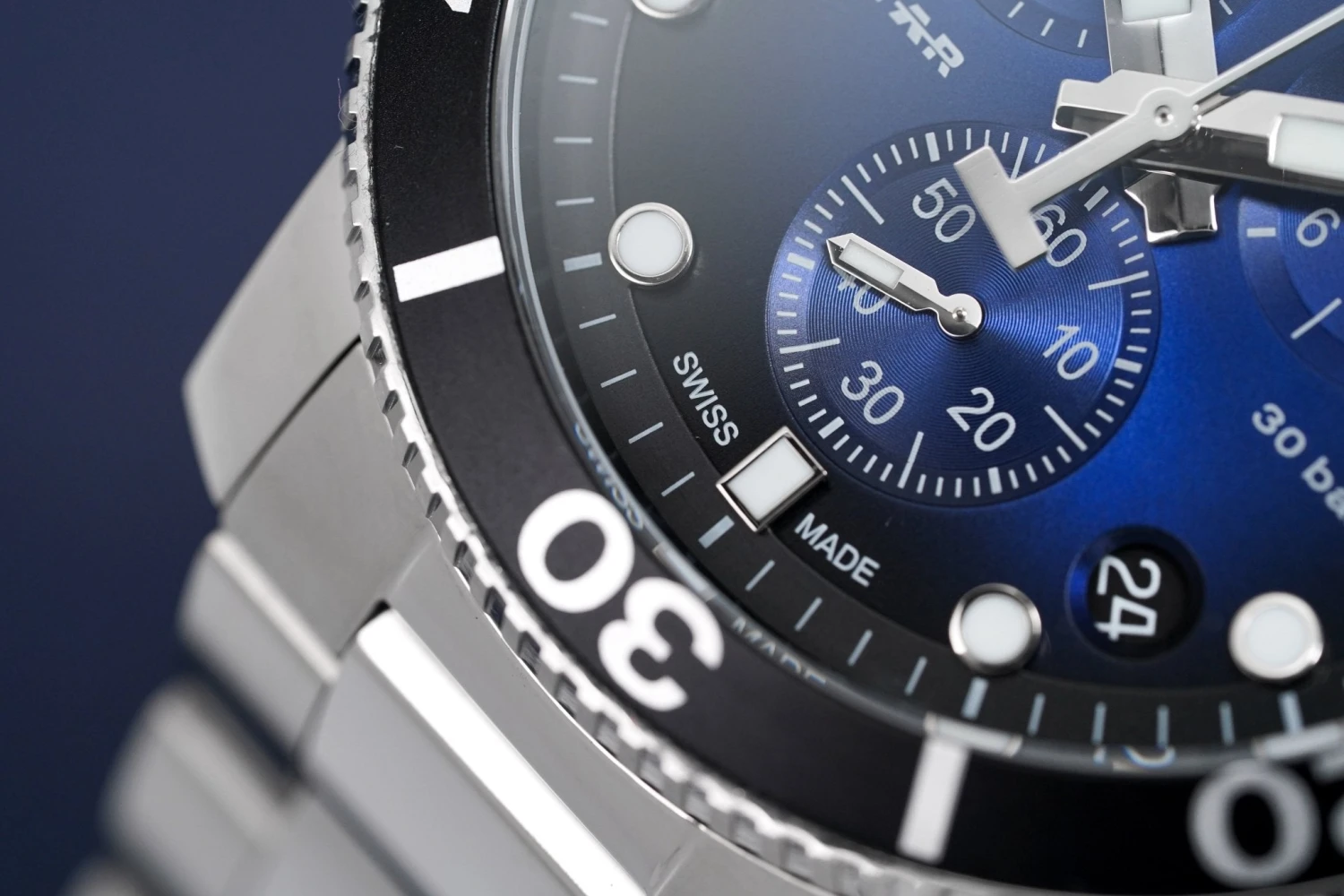 Tissot Seastar 1000 Chronograph Men's Graded Blue Watch T1204171104101 11 Tissot Seastar 1000 Chronograph Men's Graded Blue Watch T1204171104101 - Image 9