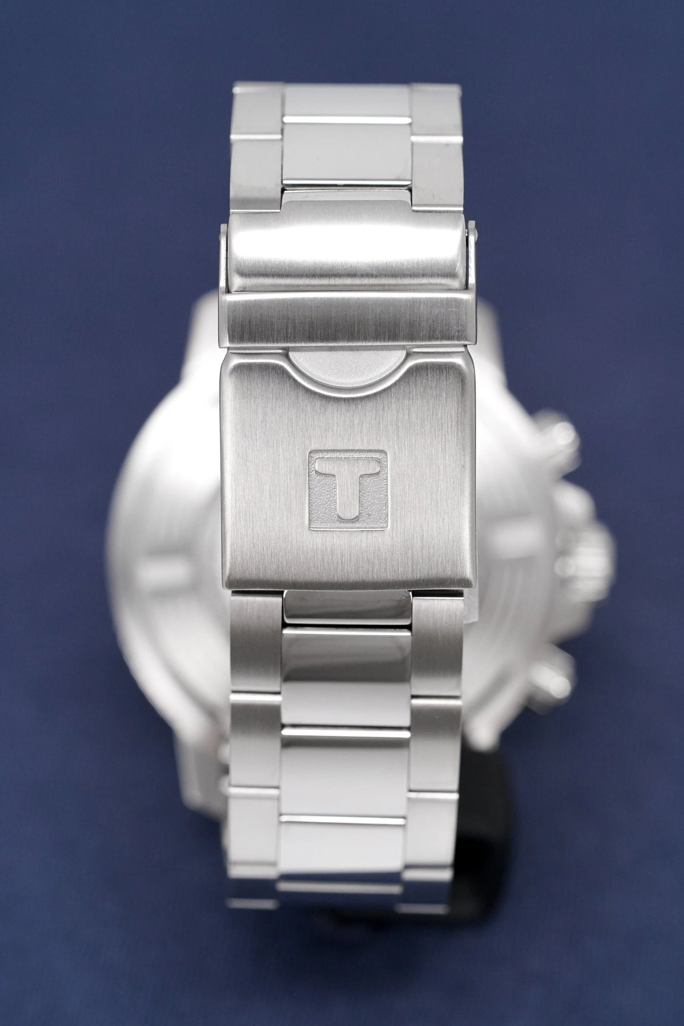 Tissot Seastar 1000 Chronograph Men's Graded Blue Watch T1204171104101 8 Tissot Seastar 1000 Chronograph Men's Graded Blue Watch T1204171104101 - Image 6