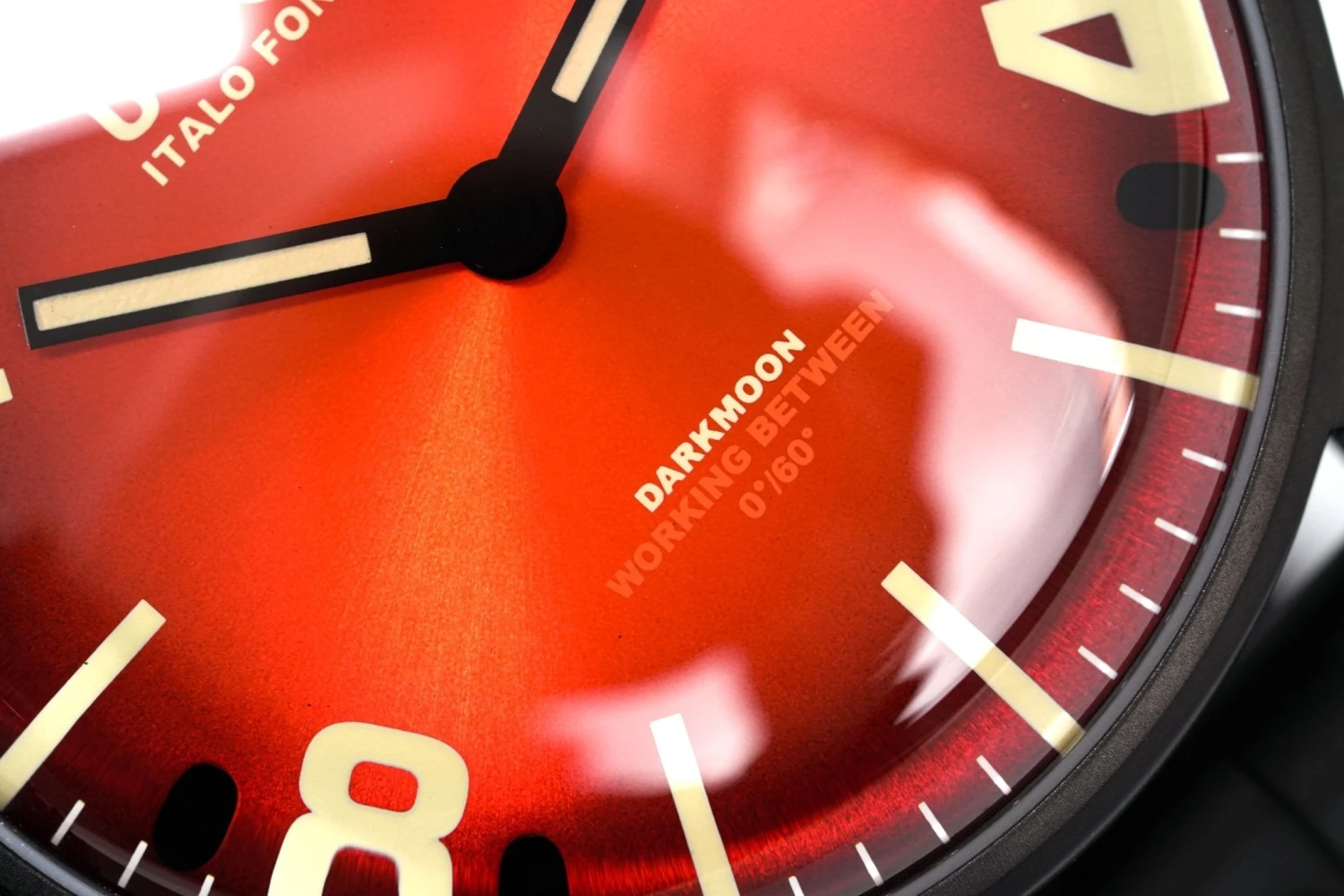 U-Boat Watch Darkmoon 44 Cardinal Red IP Black - 2022 EDITION 8697/B 13 U-Boat Watch Darkmoon 44 Cardinal Red IP Black - 2022 EDITION 8697/B - Image 11