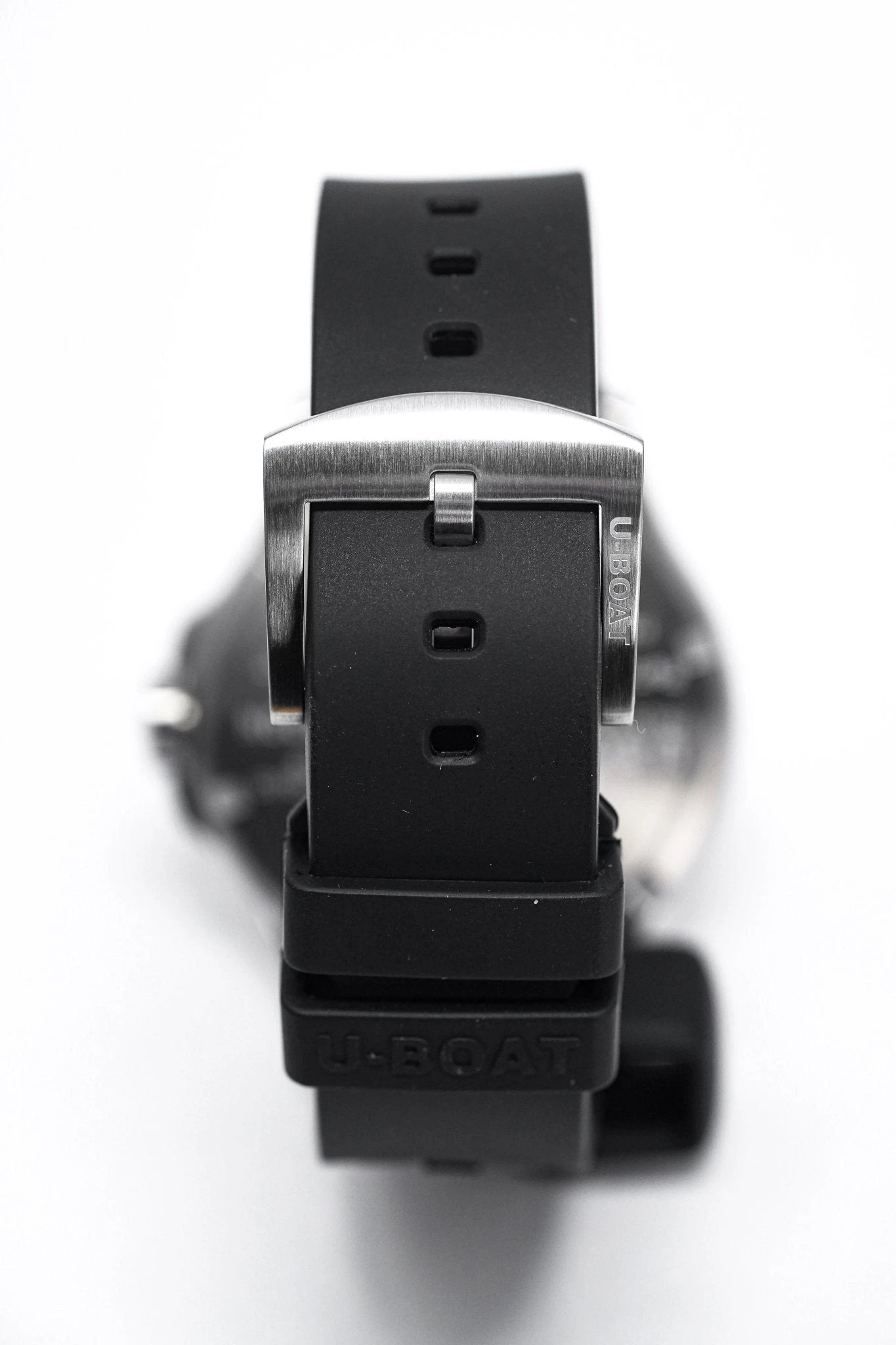 U-Boat Watch Darkmoon 44 Red Sapphire Steel 8465/B 8 U-Boat Watch Darkmoon 44 Red Sapphire Steel 8465/B - Image 6