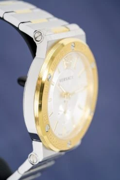Versace Men's Watch Greca Logo Small Seconds Two-Tone VEVI00320 29 Versace Men's Watch Greca Logo Small Seconds Two-Tone VEVI00320 -Clock More Than Watches versace greca logo small seconds two tone vevi00320 816844