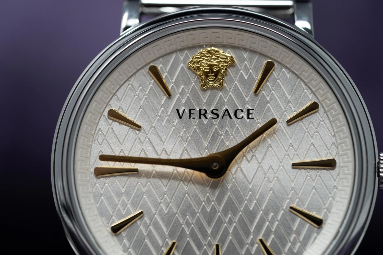 Versace Ladies Watch V-Circle 38mm Silver VE8100519 6 Versace Ladies Watch V-Circle 38mm Silver VE8100519 - Image 4