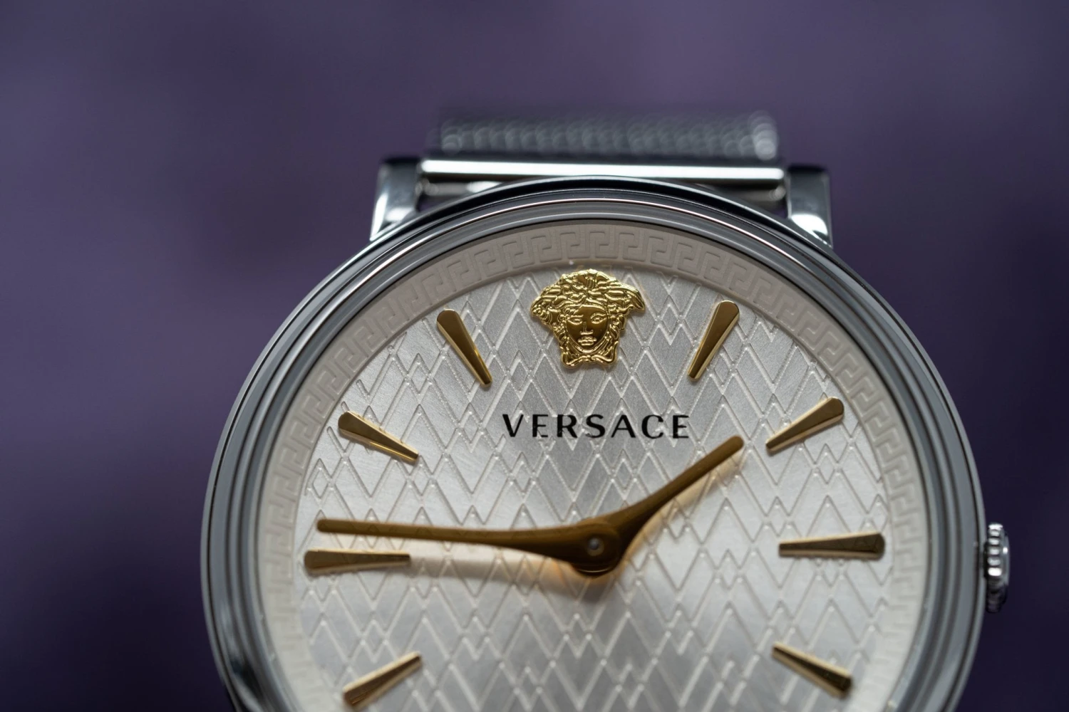 Versace Ladies Watch V-Circle 38mm Silver VE8100519 5 Versace Ladies Watch V-Circle 38mm Silver VE8100519 - Image 3
