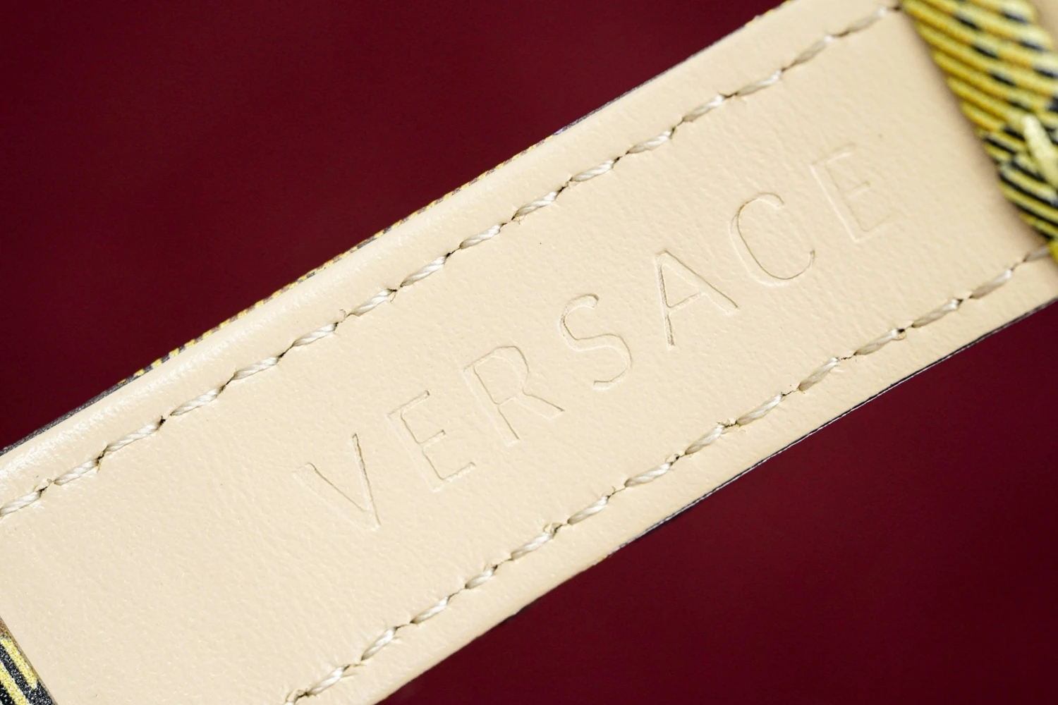 Versace Ladies Watch V-Circle The Clans Edition Yellow Plaid Two-Tone VE8100118 17 Versace Ladies Watch V-Circle The Clans Edition Yellow Plaid Two-Tone VE8100118 - Image 15