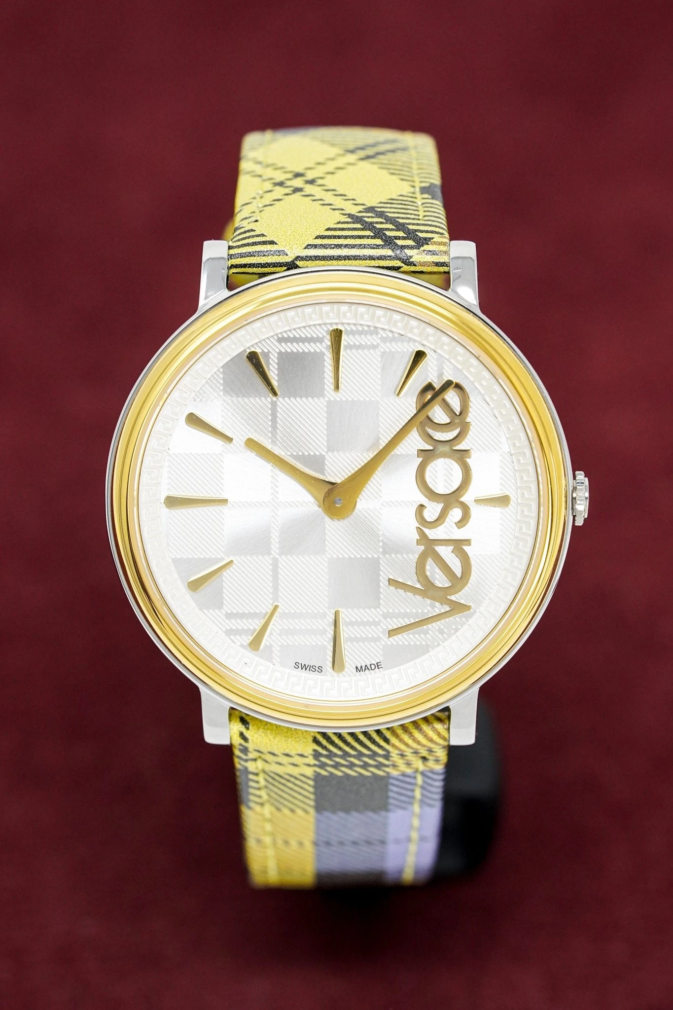 Versace Ladies Watch V-Circle The Clans Edition Yellow Plaid Two-Tone VE8100118 9 Versace Ladies Watch V-Circle The Clans Edition Yellow Plaid Two-Tone VE8100118 - Image 7